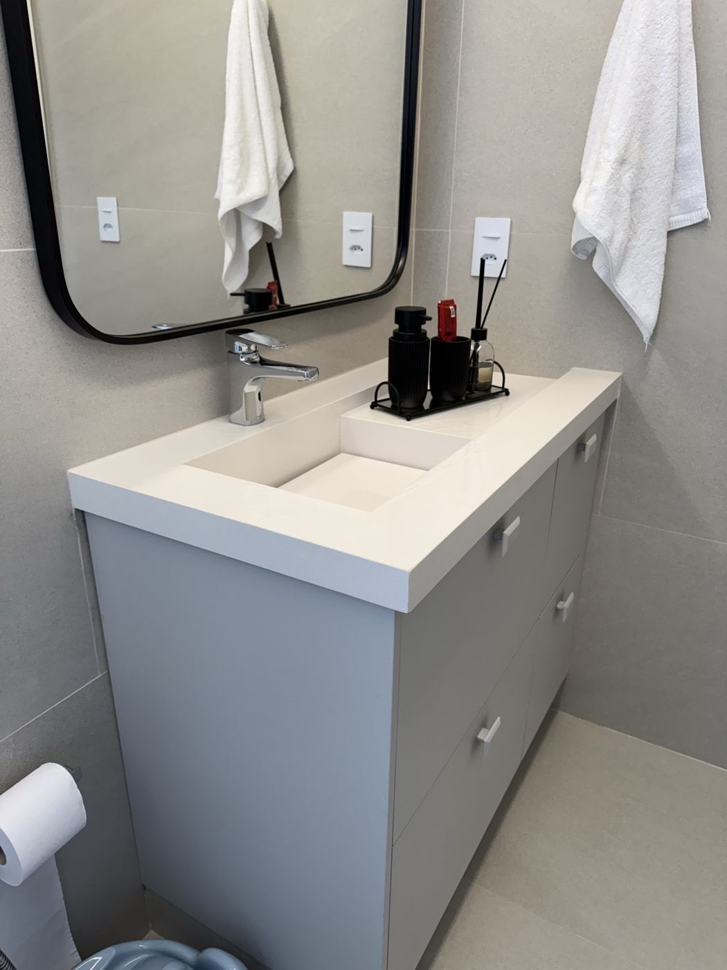 Lavatório em Silestone White Storm